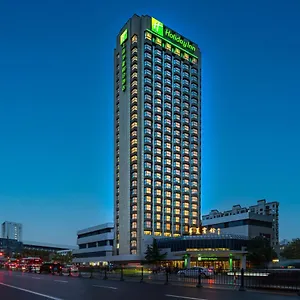 hua-xia.bestsuzhouhotels.com/