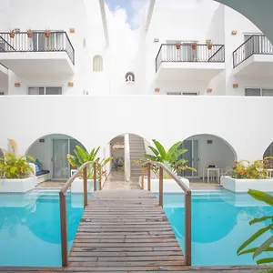 la-bella-vita.quintano-roohotels.com/