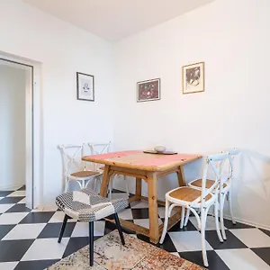 https://apartment-deluxe-innsbruck-mutters.innsbruckaustriahotels.com