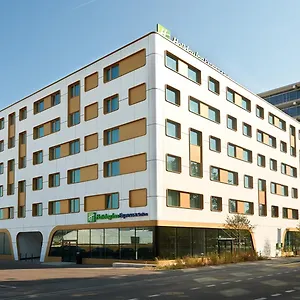 https://holiday-express-suites-allschwil-an-ihg-basel.hotelsbaselswitzerland.com