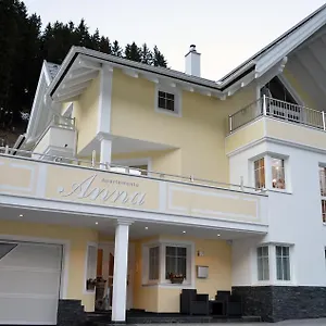 Anna , Ischgl Oostenrijk